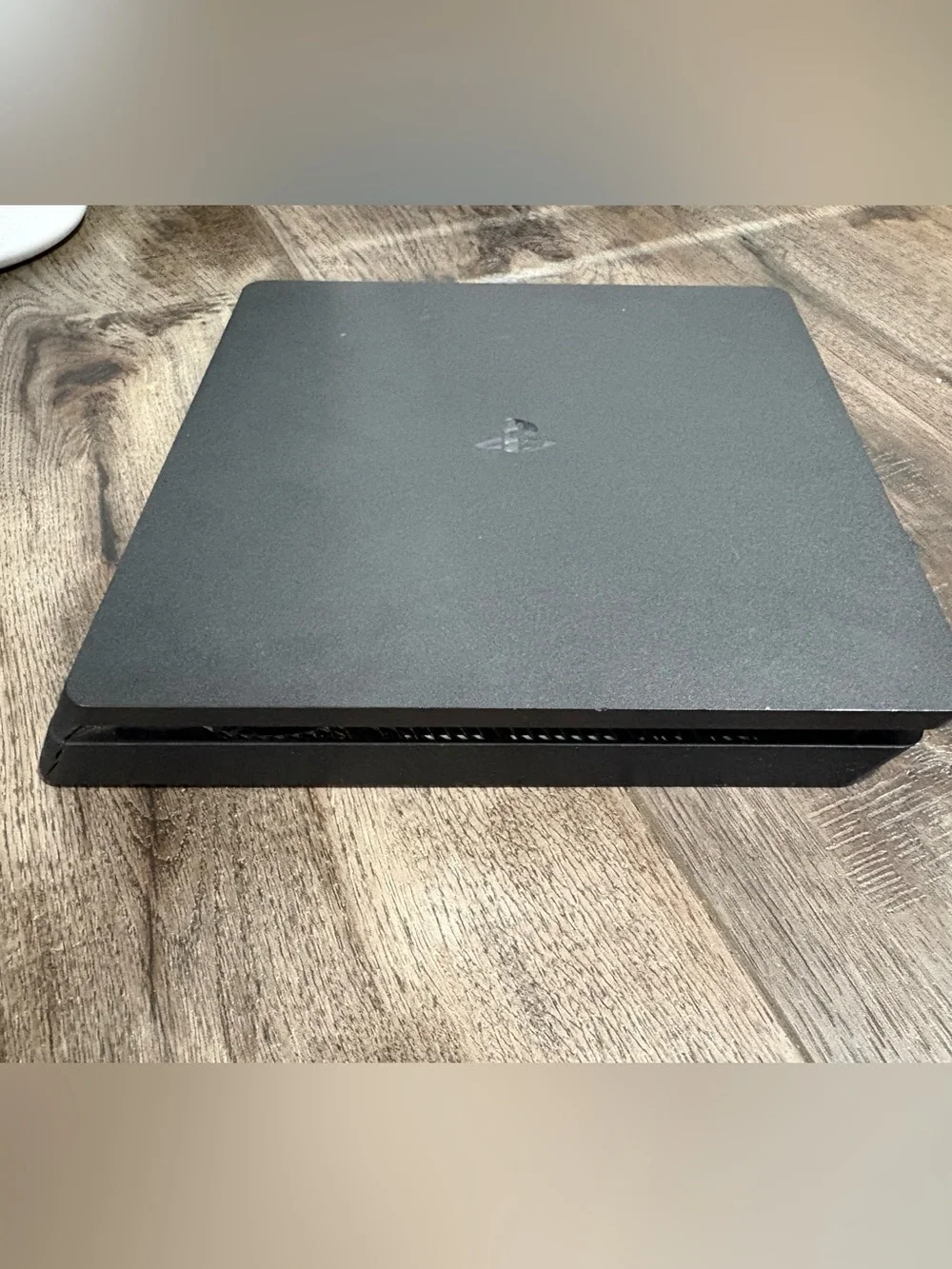 Sony PlayStation 4 Slim